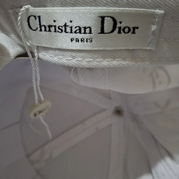 Dior White Cap with Navy And Gold Accents - Picture 5 of 6